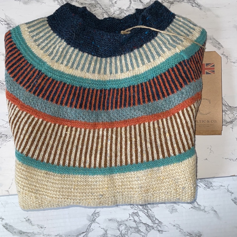 CELTIC & CO OATMEAL SWEATER. STATEMENT DONGAL JUNIPER SIZE SMALL 100% PURE WOOL